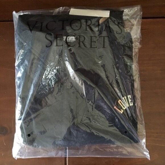 NWT VICTORIA'S SECRET PINK LOGO BLACK RAINBOW VARSITY POLO T-SHIRT DRESS MEDIUM - Picture 8 of 11